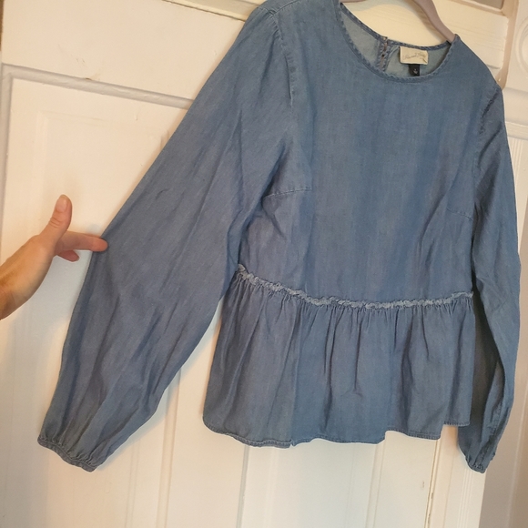 Universal Thread top - Picture 7 of 11